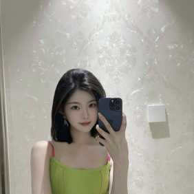 白云梅花园00后大胸妹 - 小月